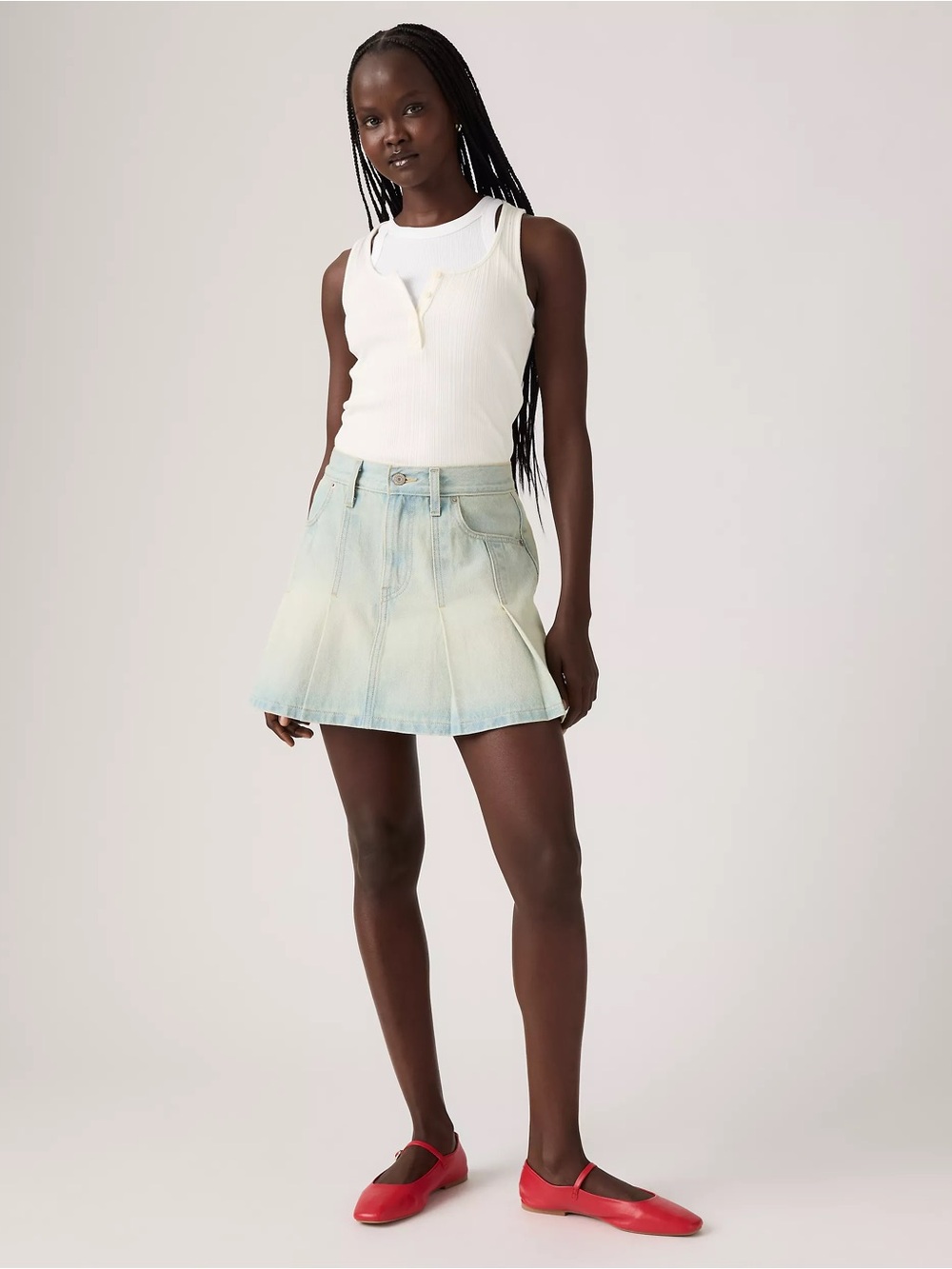 Levi’s Pleated Denim Mini Skirt, ‘On Blast’ Light Wash, Sz 27 (30” Waist) NWT